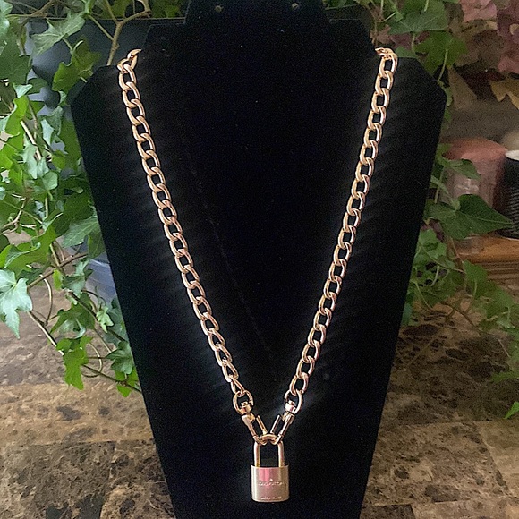 COPY - Louis Vuitton Lock 317, No Key, With 16” Unbranded Chain - Picture 2 of 5